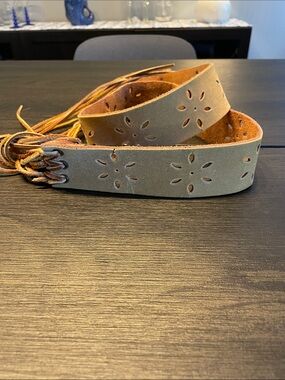 Suede Floral Cutout Fringe Belt – Taupe